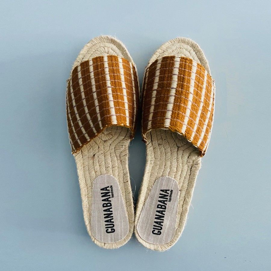 Frau MYMARINI | Woven Slip On Gold